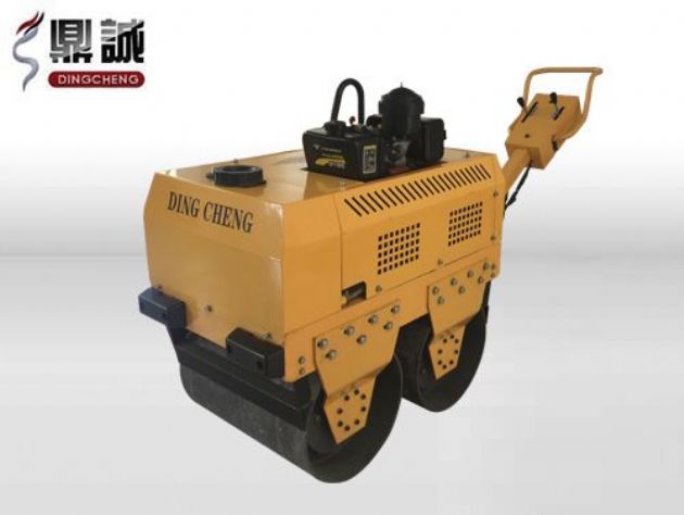 點(diǎn)擊查看詳細(xì)信息<br>標(biāo)題：DC-30C高配手扶式壓路機(jī) 閱讀次數(shù)：13093