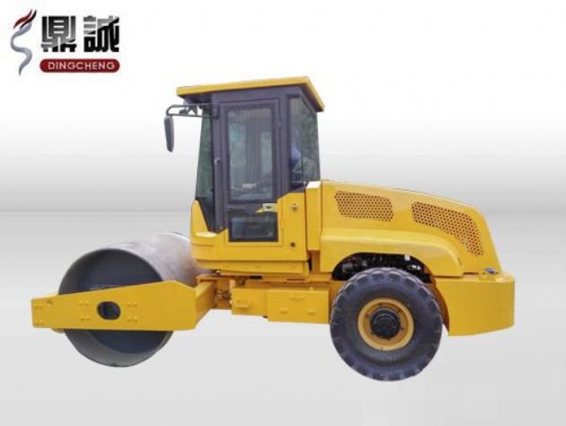 點(diǎn)擊查看詳細(xì)信息<br>標(biāo)題：6噸單鋼輪振動(dòng)壓路機(jī) 閱讀次數(shù)：13710