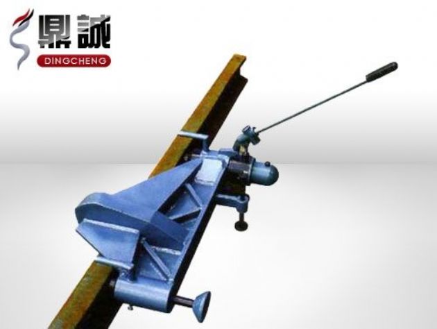 點(diǎn)擊查看詳細(xì)信息<br>標(biāo)題：水平液壓彎軌機(jī) 閱讀次數(shù)：5096