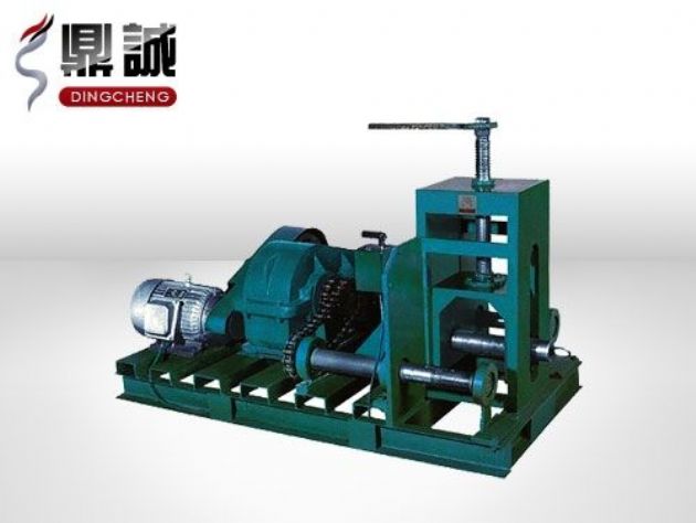 點擊查看詳細信息<br>標題：臥式多功能滾動彎管機 閱讀次數：5041